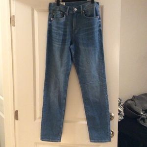 Never worn MENS 32x32    H & M slim fit jeans